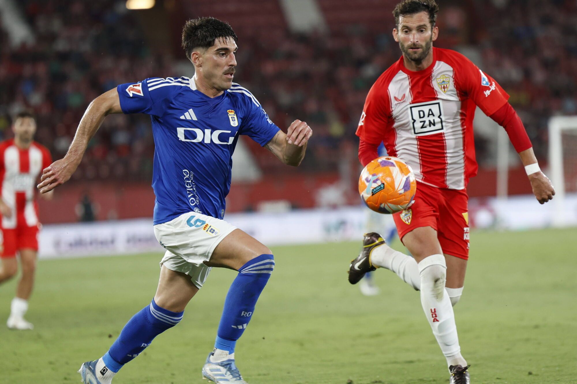 Así fue el primer partido del play-off entre el Almería y el Real Oviedo