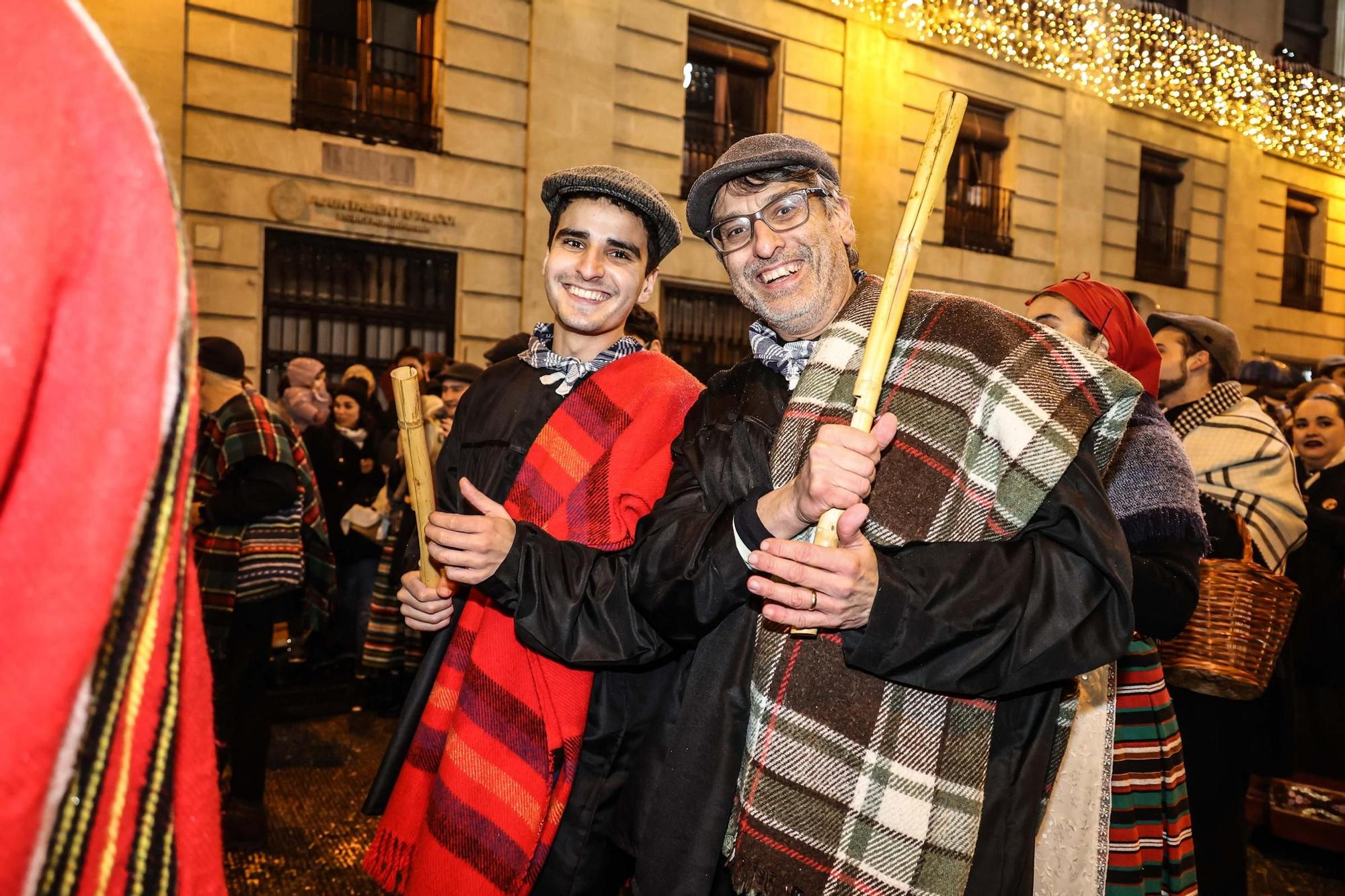 Las imágenes del Día de la Burrita y el Bando Real de Alcoy
