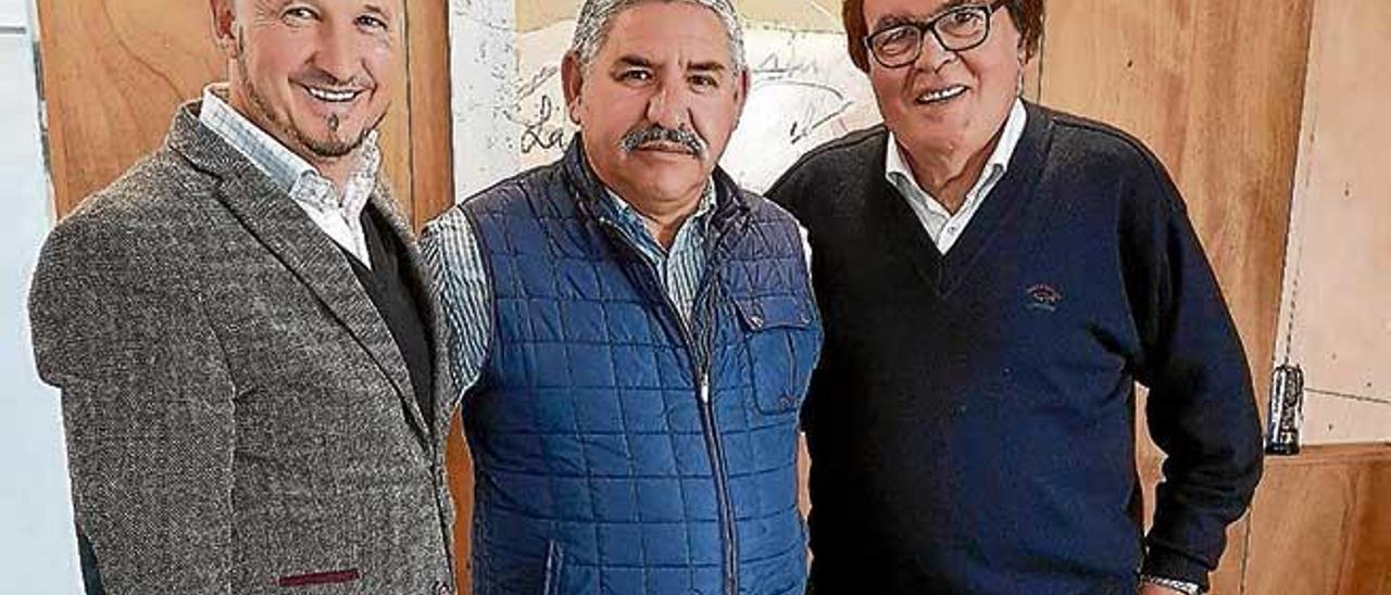 Del Barco, García y Bestard tras la reunión que tuvieron.