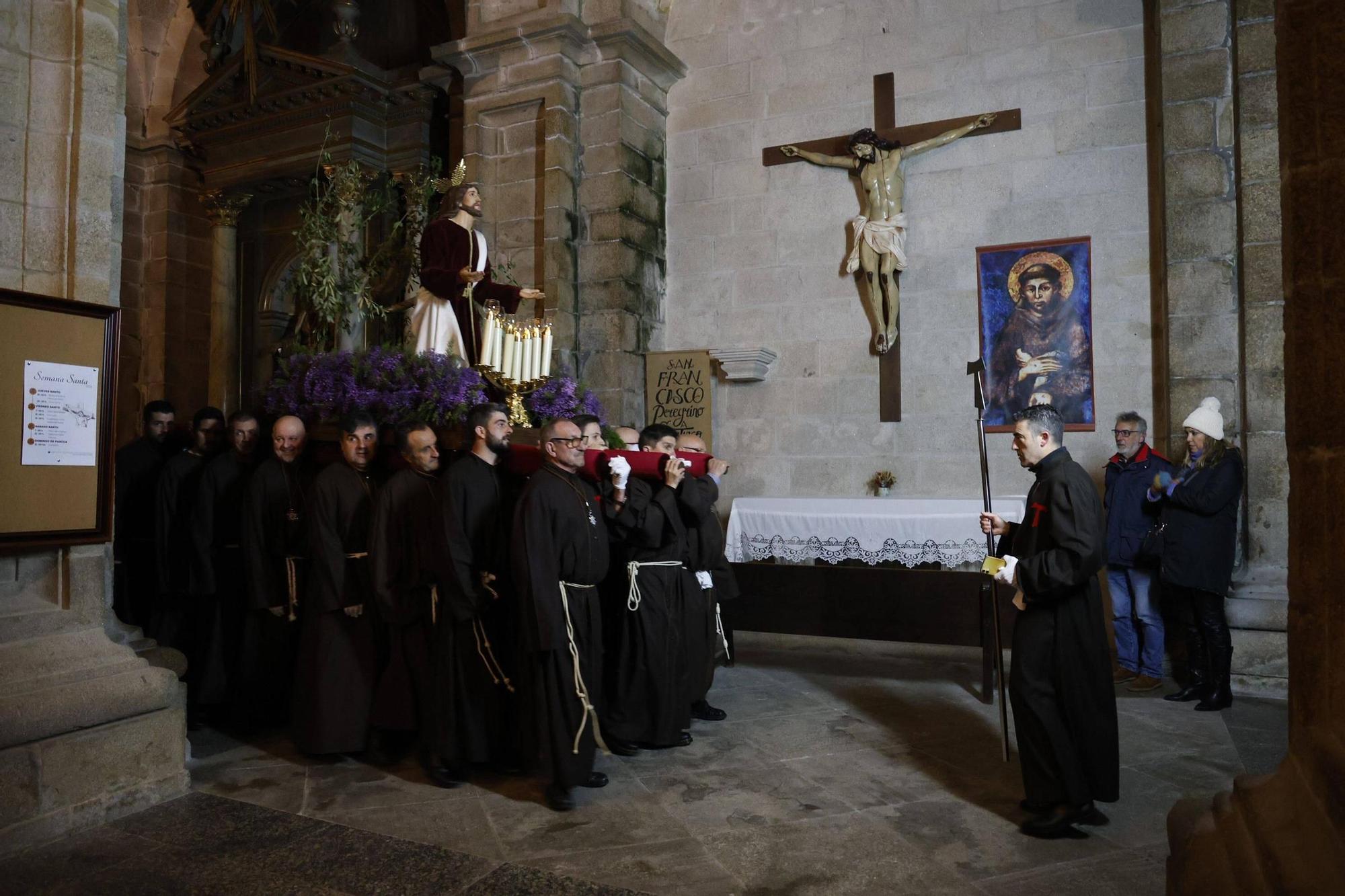 La procesión de la Oración no Horto das Oliveiras e Prendemento en San Francisco