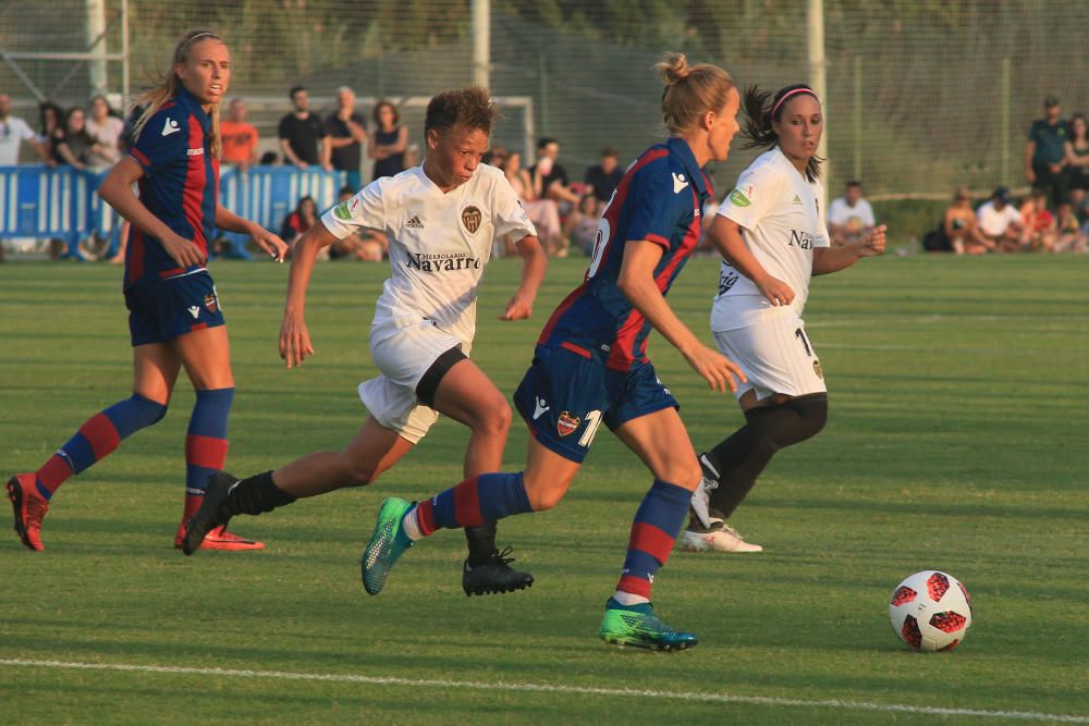 Las mejores fotos del Levante - Valencia Femeninos