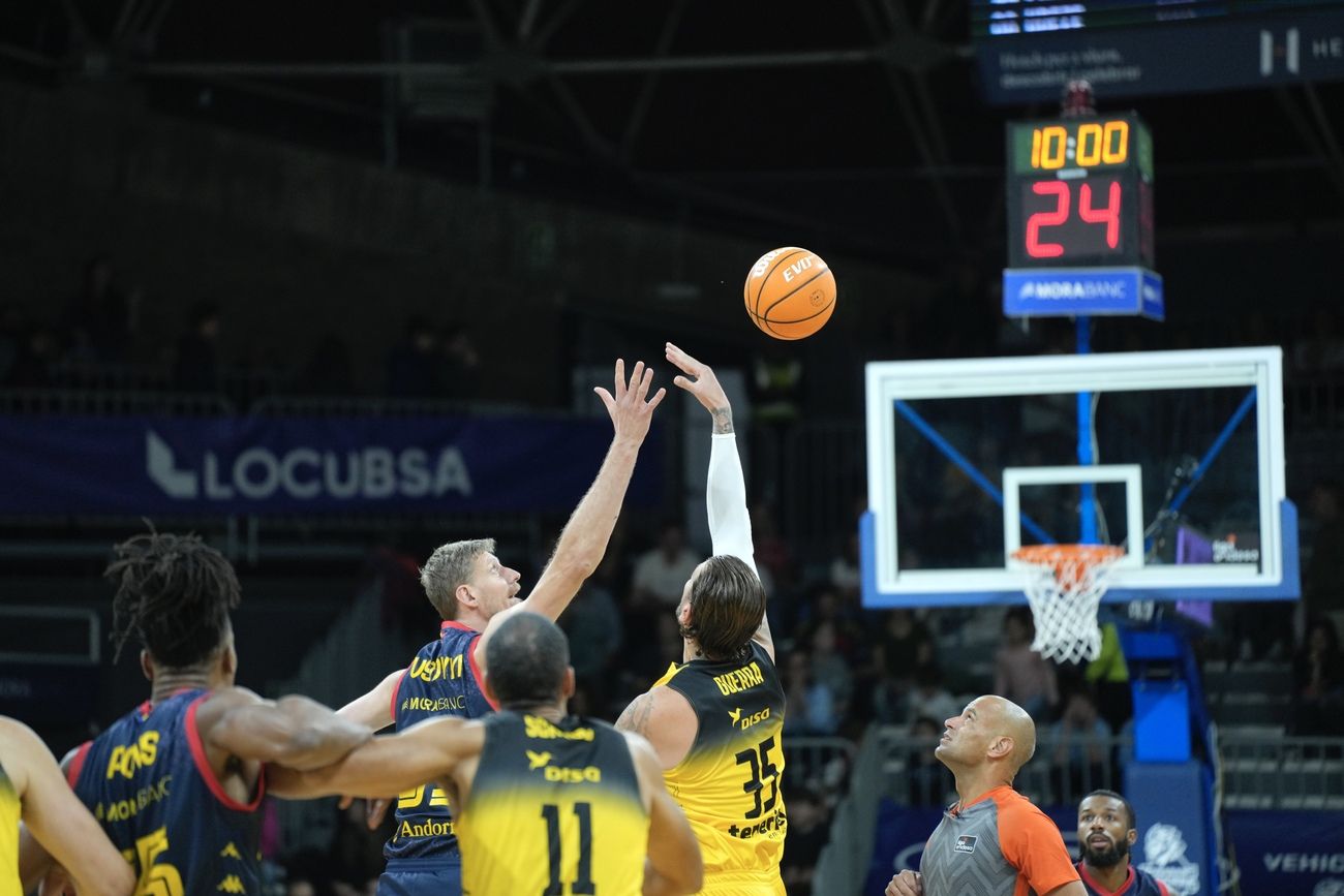 El partido Morabanc Andorra-CB Canarias, en imágenes