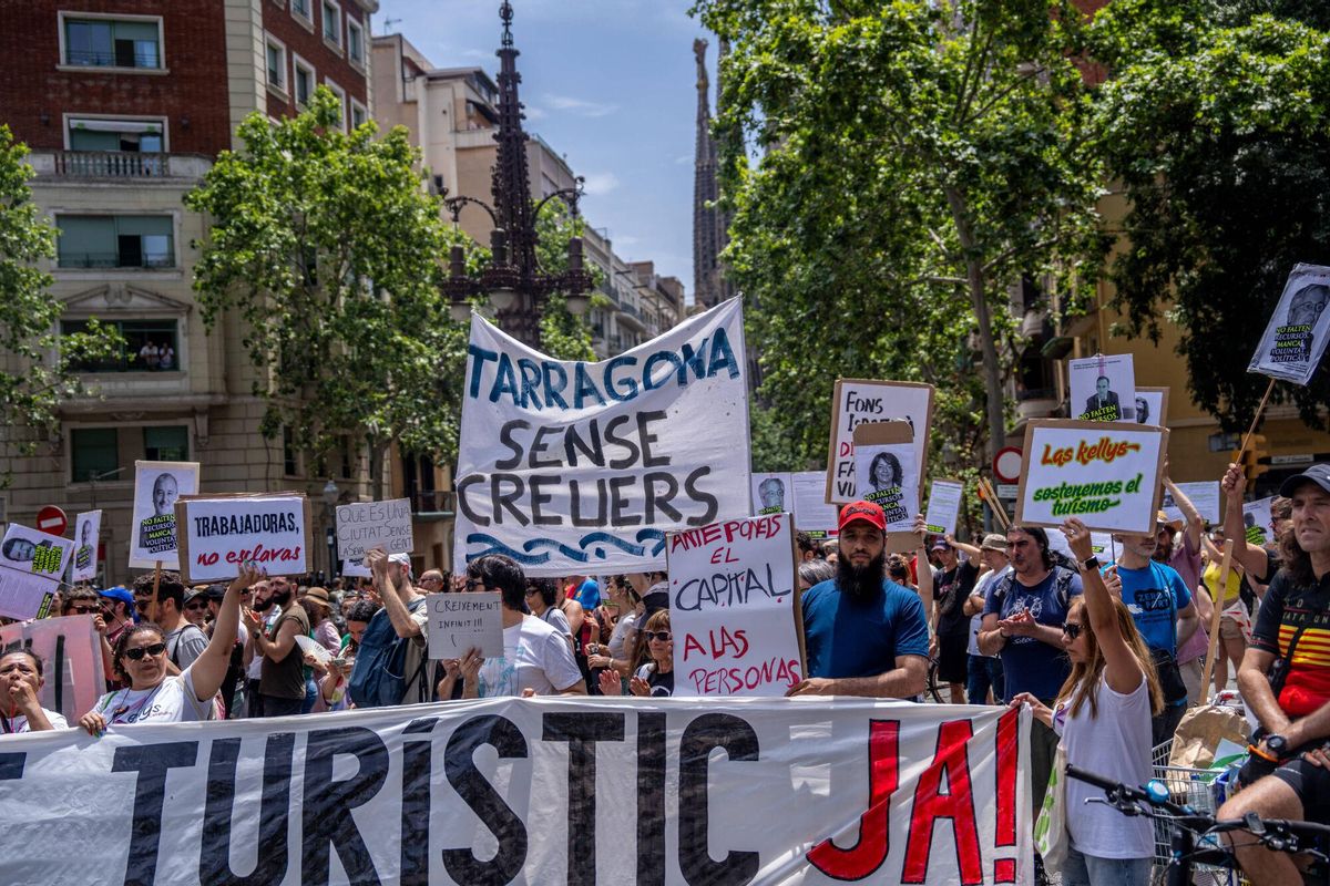 Manifestación en Barcelona por el decrecimiento turístico