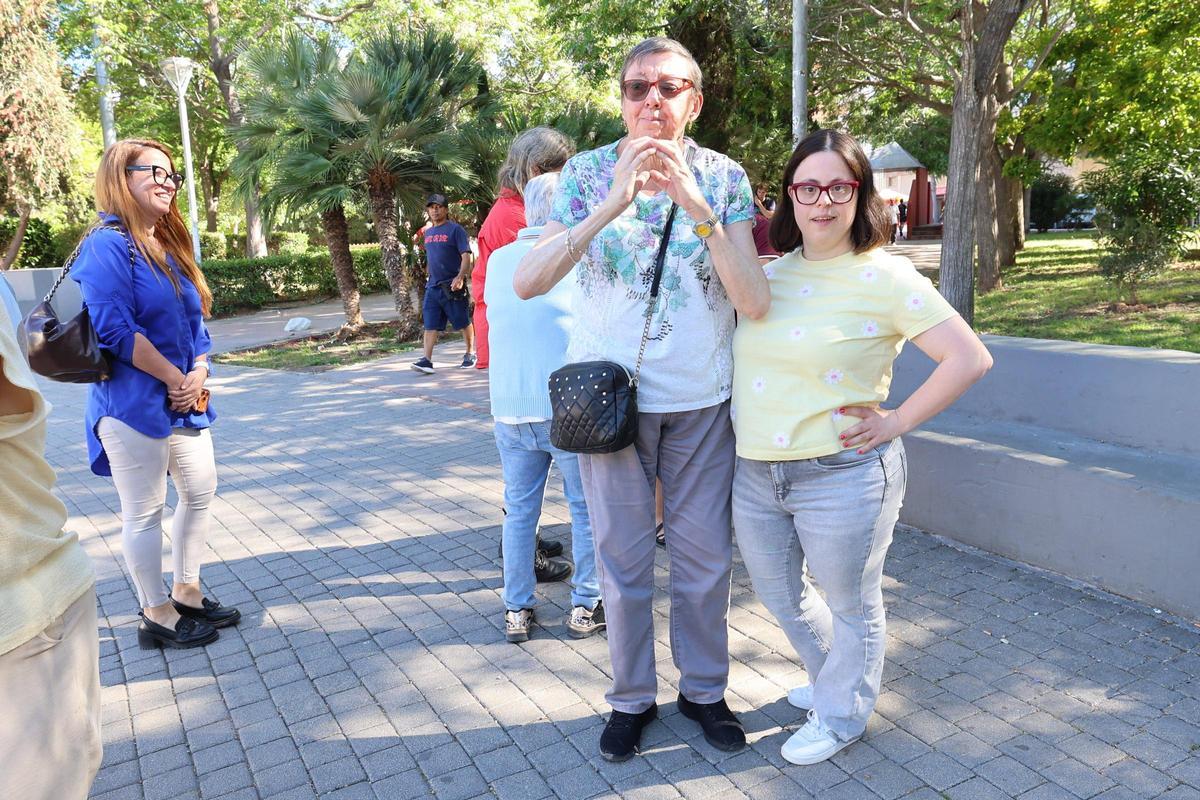 Una master class de modelaje en el Parque de la Paz, en imágenes