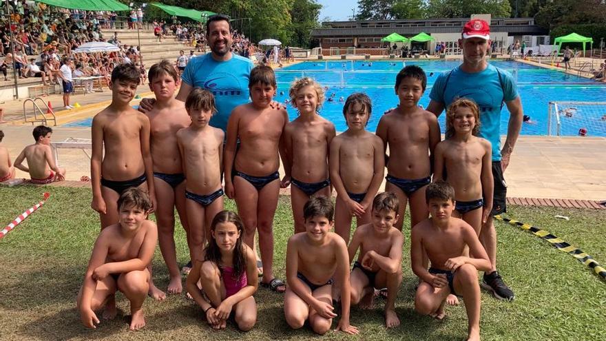 Equip benjamí de waterpolo del CN Minorisa