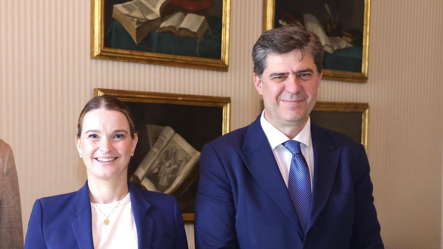 El Govern apoya &quot;con orgullo y sin complejos&quot; a la industria turística: &quot;Hablar de decrecimiento desde la teta pública es muy fácil&quot;