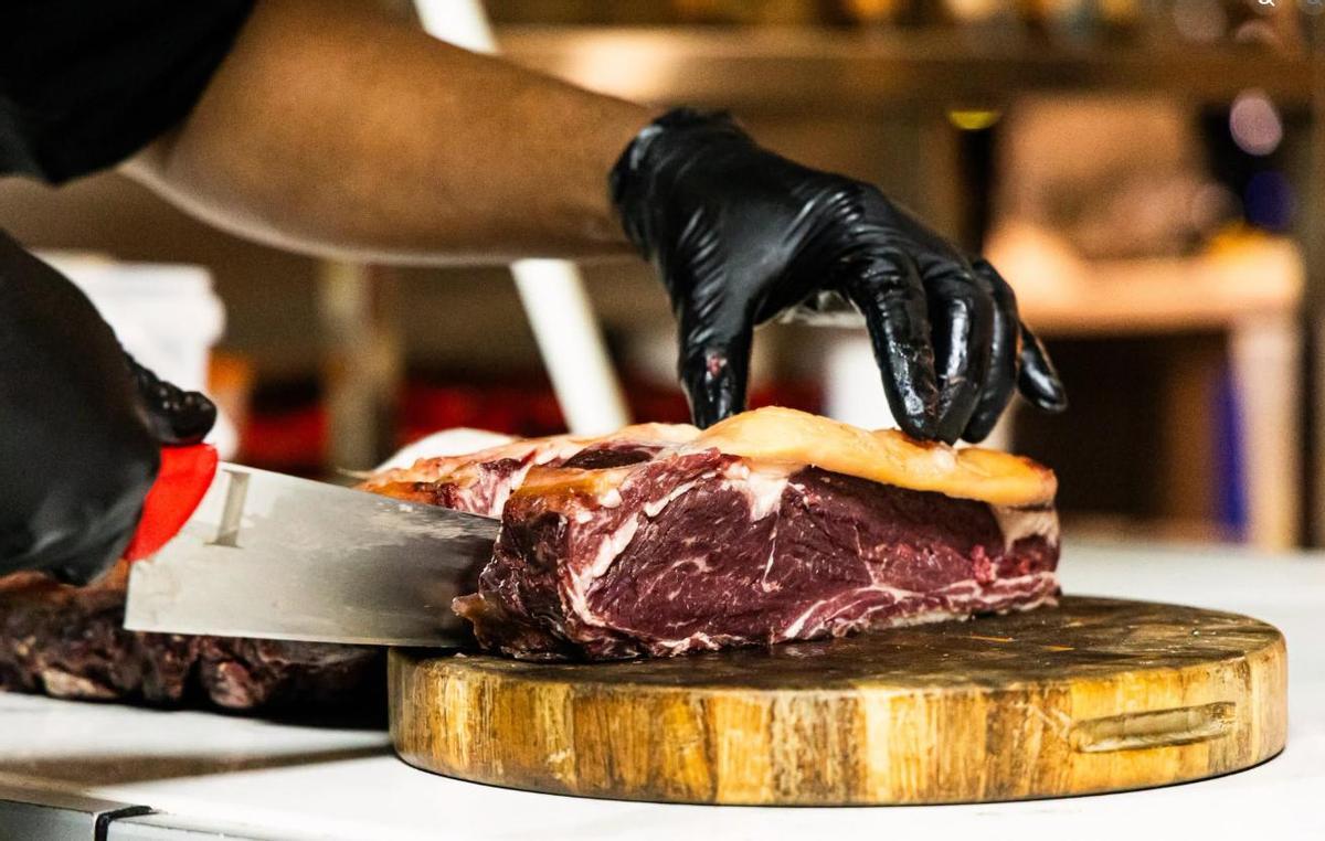 Diferentes carnes de España serán las protagonistas en Asador Iñaki del 27 de julio al 27 de agosto