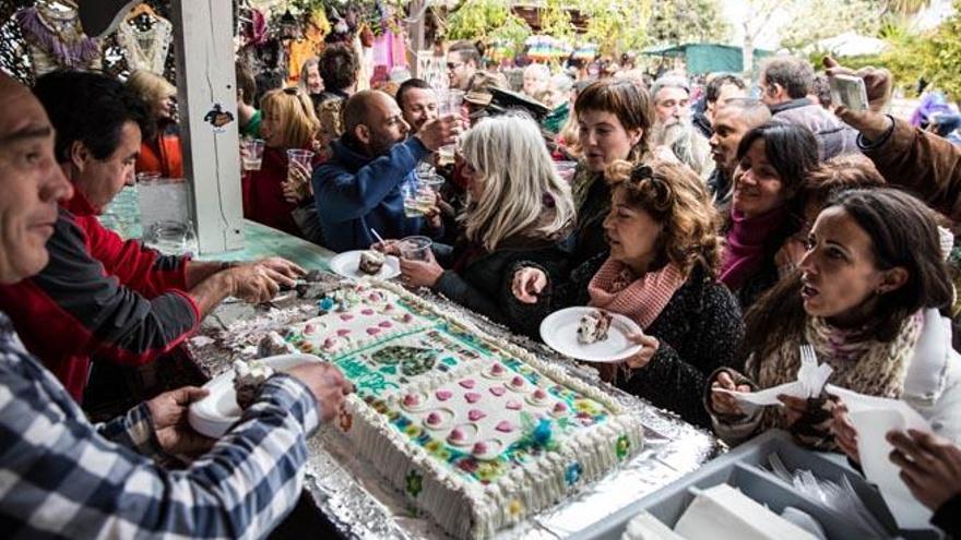 Las Dalias celebra su 30 aniversario con una fiesta