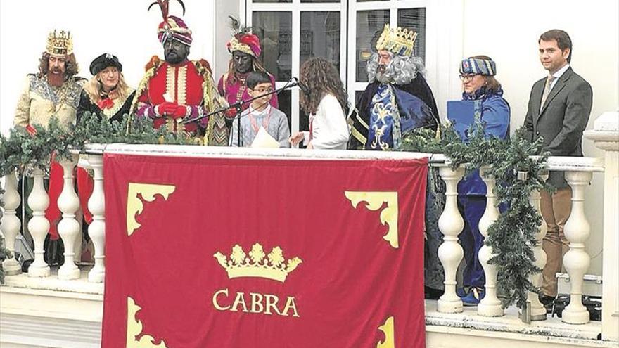 los reyes magos adelantaron su cabalgata por la previsible lluvia