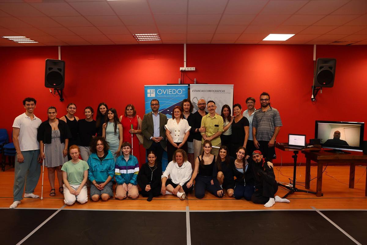 Los participantes de Estancias Coreográficas 2026 en el Teatro Campoamor.