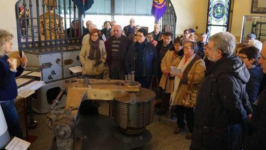 Alumnos de la UNED Sénior, en el Museo Militar.