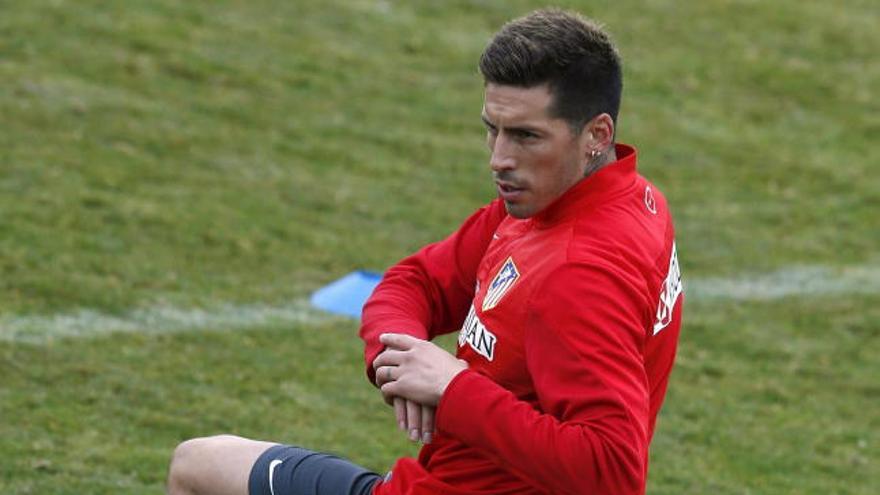 El nuevo jugador del Atlético de Madrid, el argentino José Sosa, durante el entrenamiento realizado hoy.