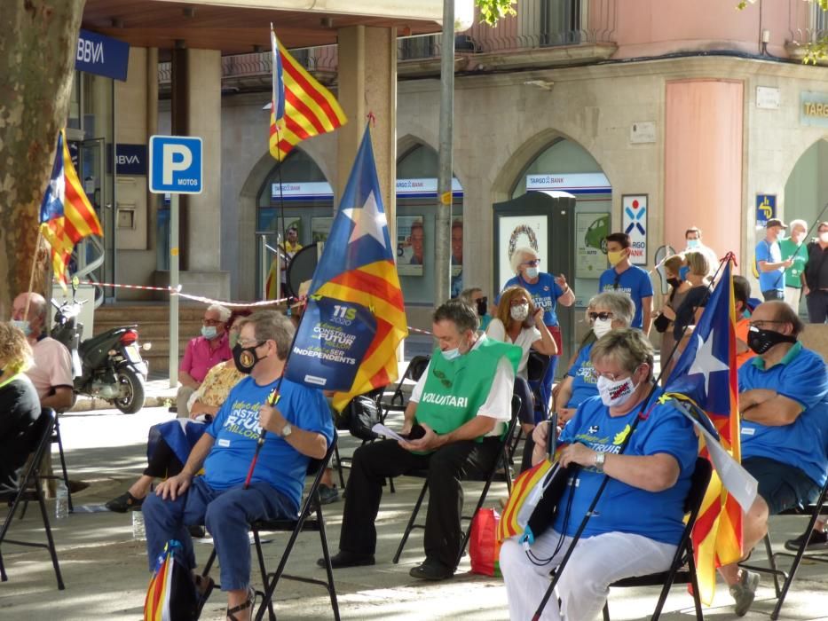 Imatges de la concentració de Figueres.