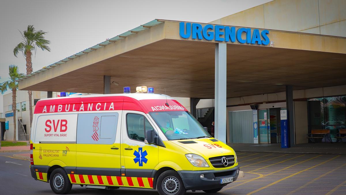 Puerta de Urgencias del Hospital Universitario de Torrevieja