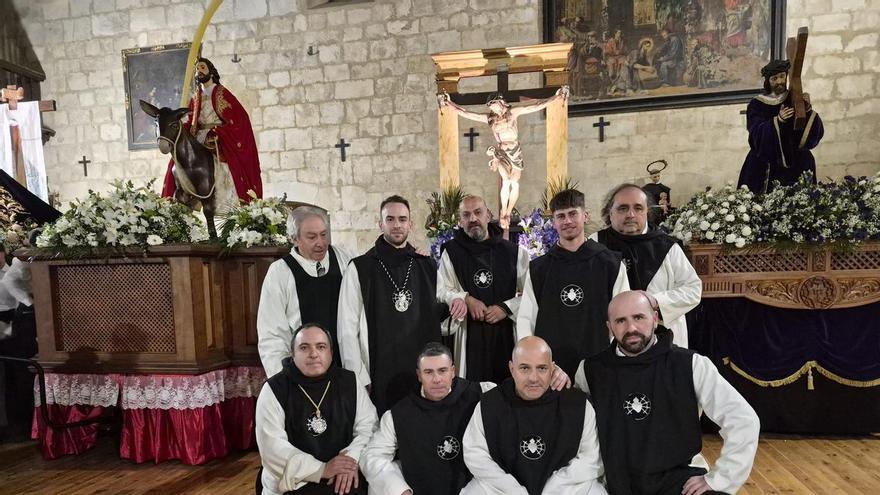 GALERÍA| La procesión de Nuestra Madre de las Angustias en El Perdigón