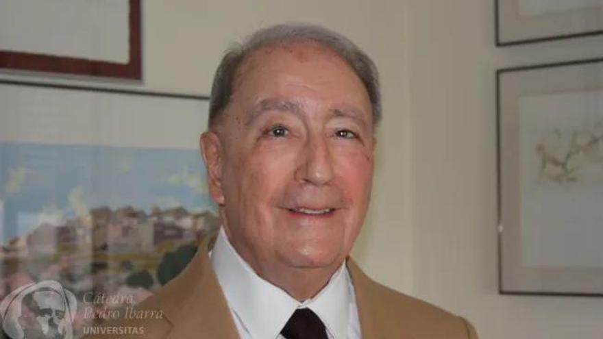 Luto en Elche por la muerte del exabogado municipal Francisco Prats Bernat