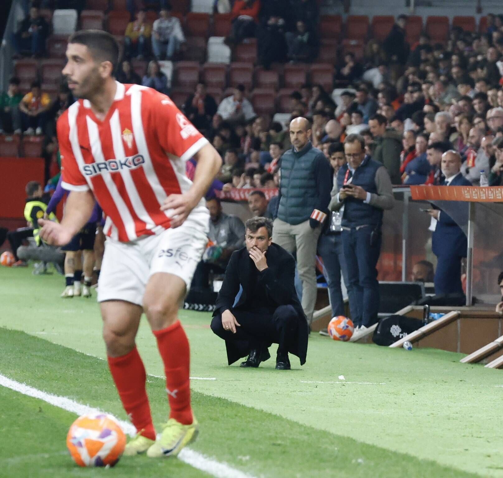 EN IMÁGENES: El Sporting - Tenerife disputado en El Molinón