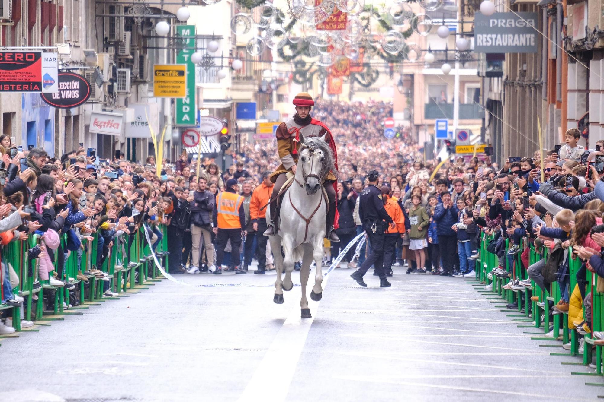 Cien imágenes para entender las Fiestas de la Venida de la Virgen de Elche