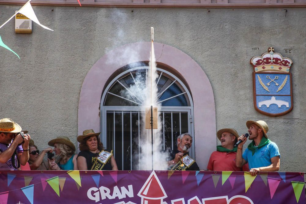 Chupinazo de las fiestas en Rojales