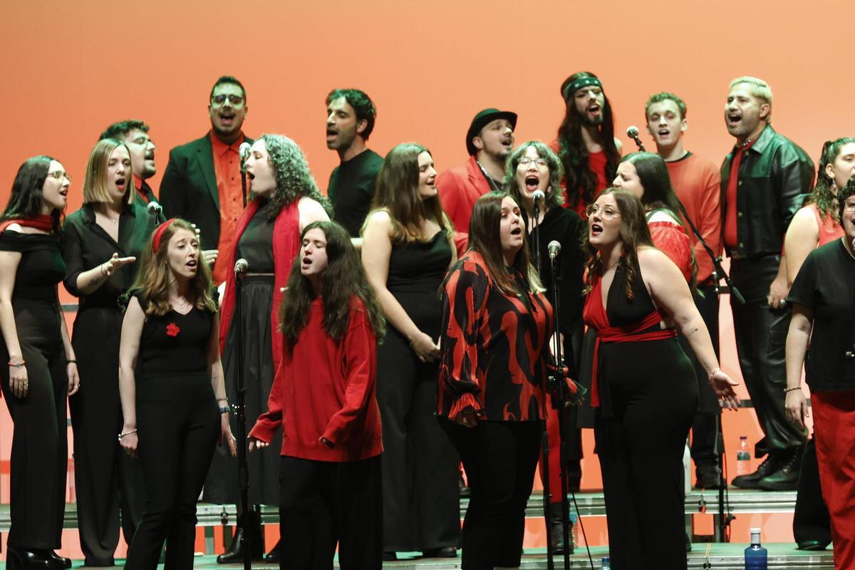El concierto del Coro Joven de Gijón por su décimo aniversario, en imágenes
