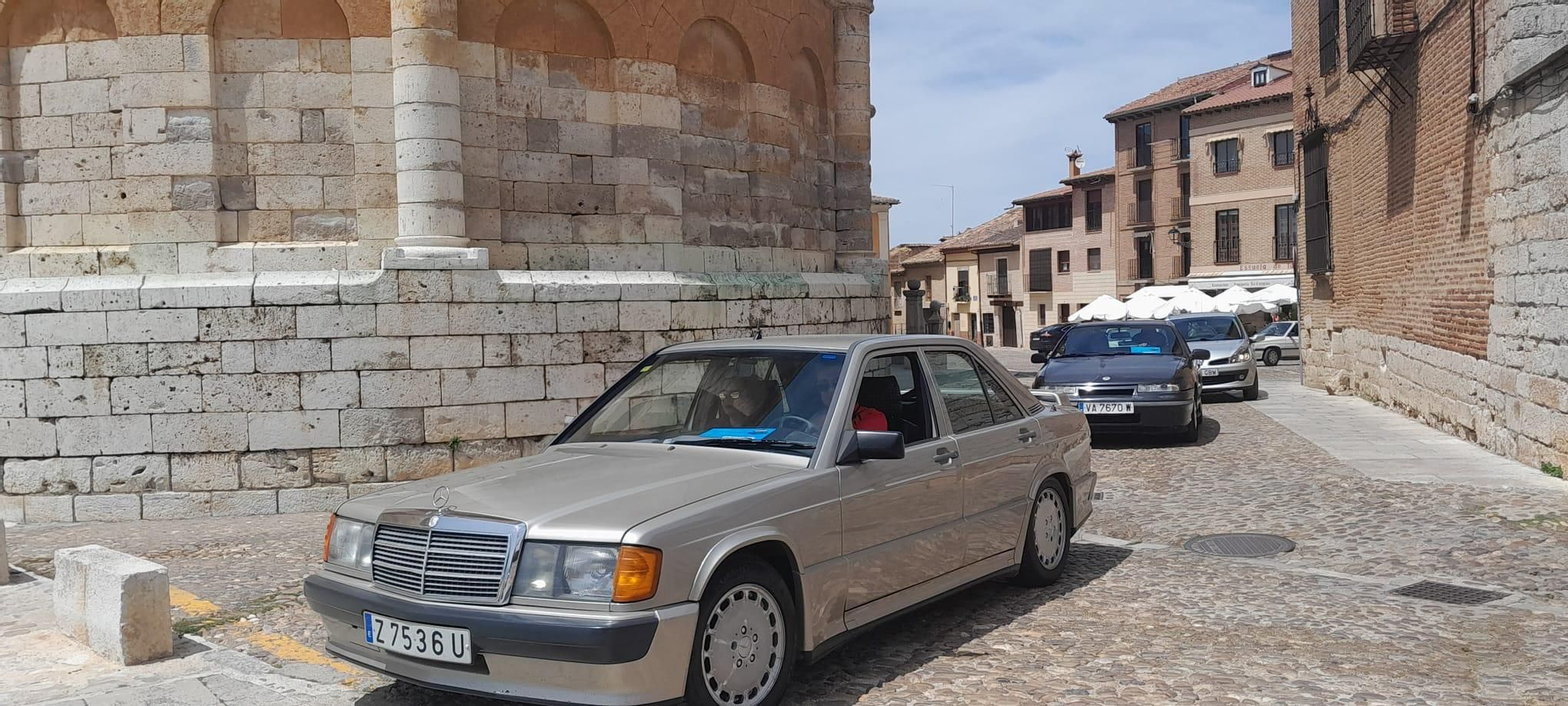 GALERÍA | Reunión de coches clásicos y fiesta de disfraces en Toro
