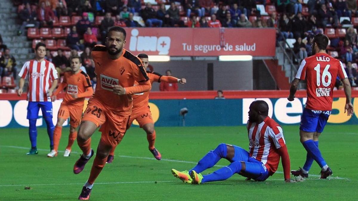 Bebé marcó el primer gol del Eibar a los dos minutos de juego