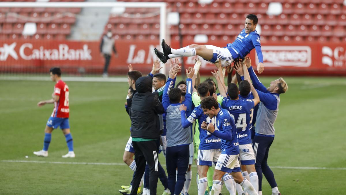 En imágenes: el derbi entre el Sporting y el Real Oviedo