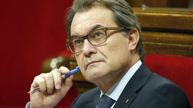 El presidente de la Generalitat, Artur Mas, durante una sesión de control al Govern del Parlament.