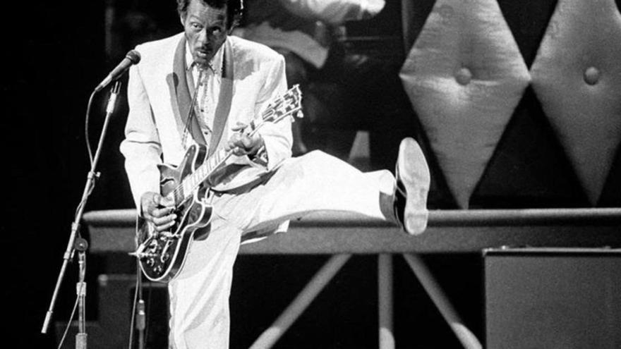 Chuck Berry en pleno concierto