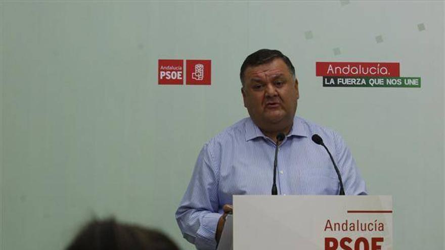 El PSOE inicia una campaña de mociones contra la ley mordaza