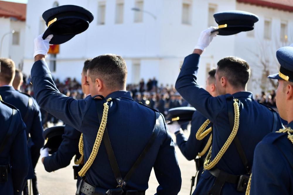 Acto de jura de bandera en la Academia General del Aire