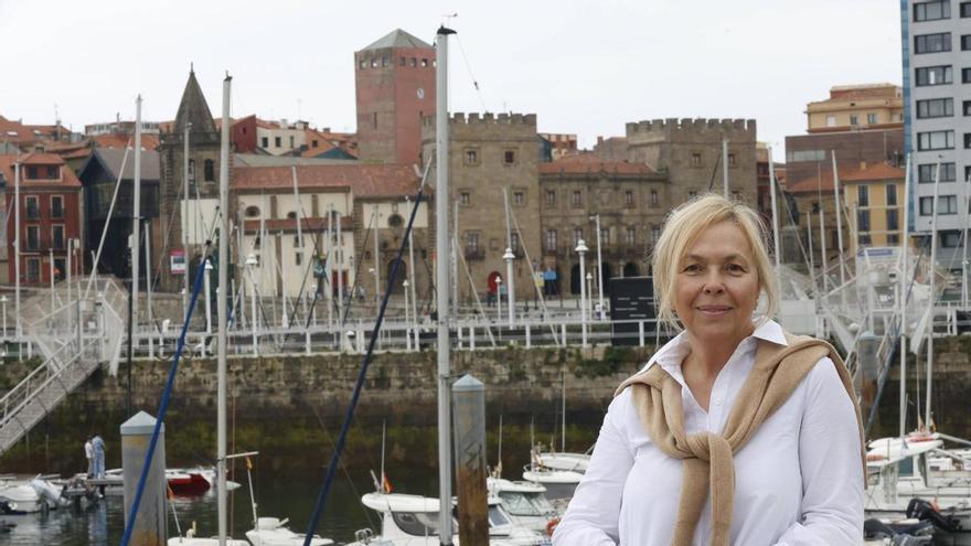 Sara Álvarez Rouco, portavoz de Vox: "Pactar con Foro hoy sería imposible, pero la prioridad es que no gobierne la izquierda en Gijón"