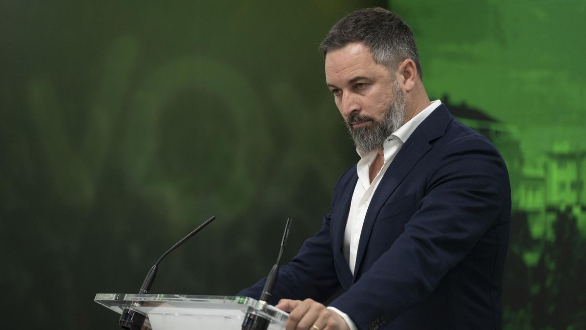 El líder de Vox, Santiago Abascal, durante una rueda de prensa.