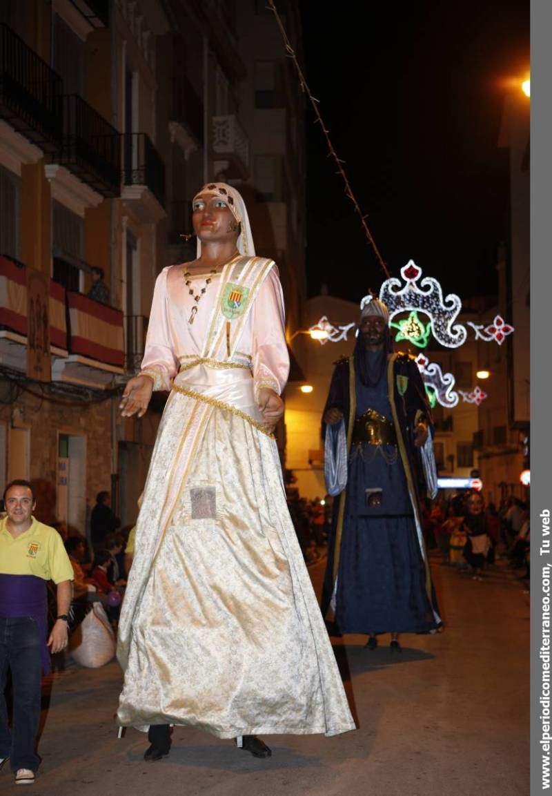 GALERÍA DE FOTOS -- Onda despide sus fiestas con un gran desfile de carrozas