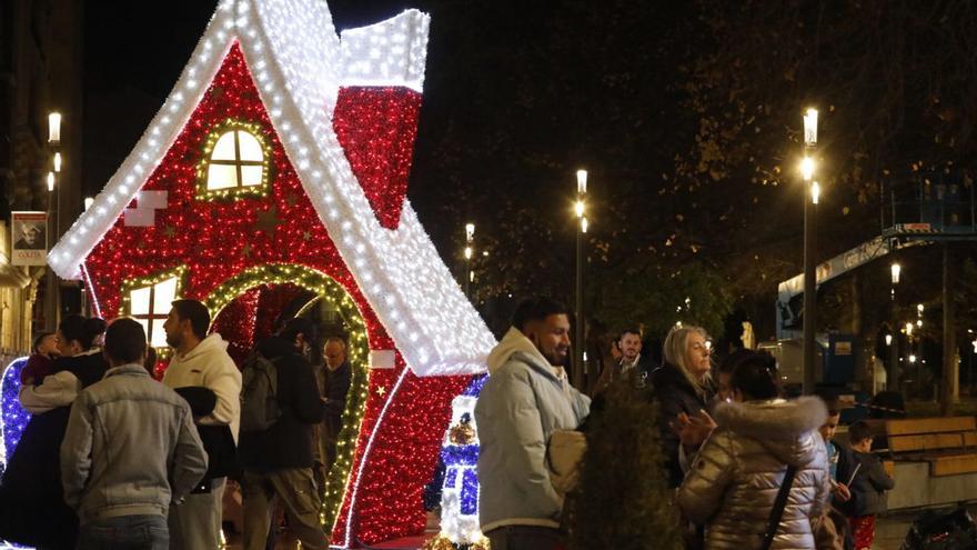 Una casa de luces, en el parque del Muelle. | MARA VILLAMUZA