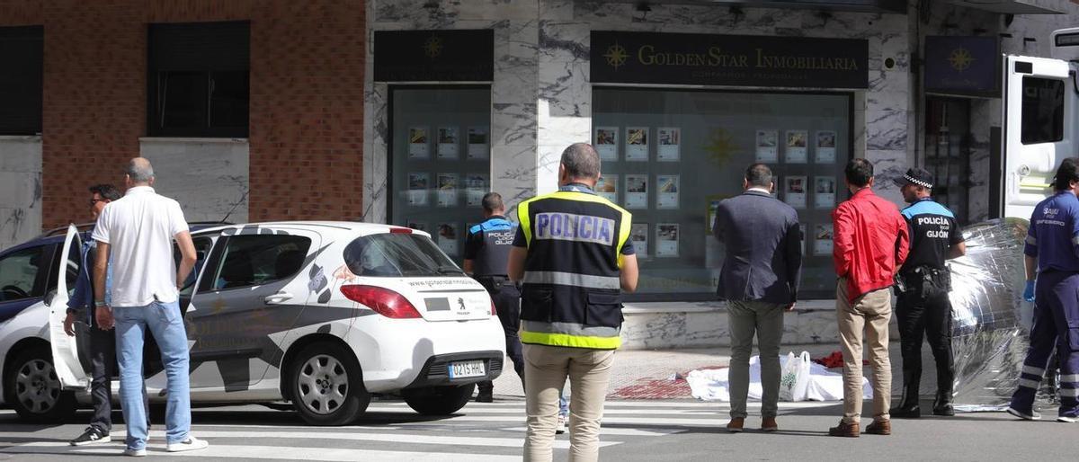 Asesinan al dueño de una inmobiliaria de Gijón. Asesinan al dueño de una inmobiliaria de Gijón.