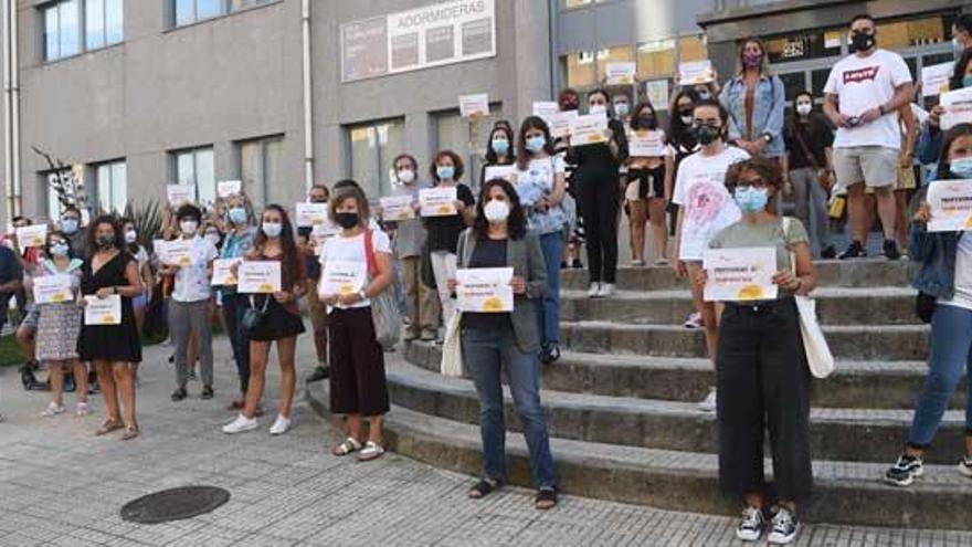 Suben los positivos y los centros educativos de A Coruña y su comarca con contagiados, pero se mantienen las aulas cerradas