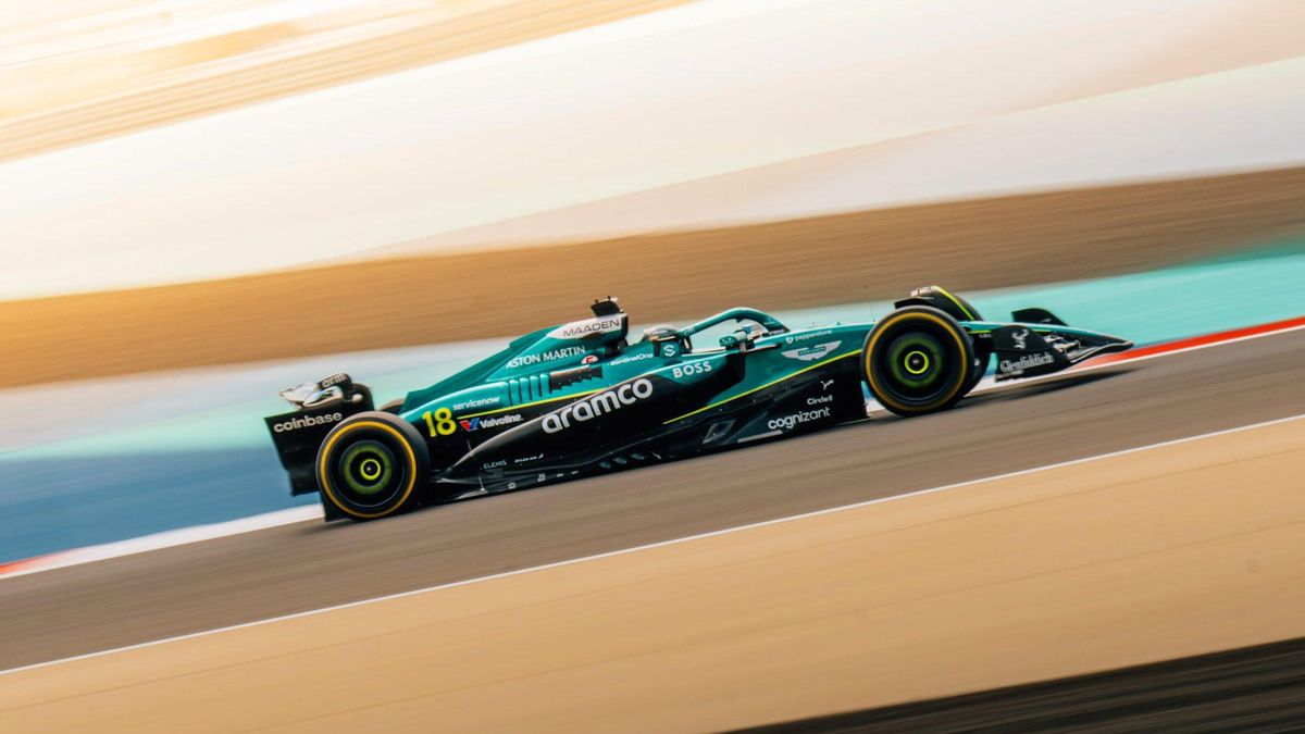 Lance Stroll probando el nuevo AMR25 en Baréin