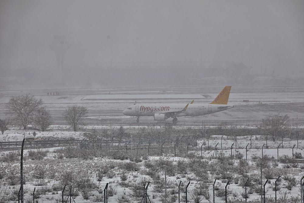 Schnee auf dem spanischen Festland