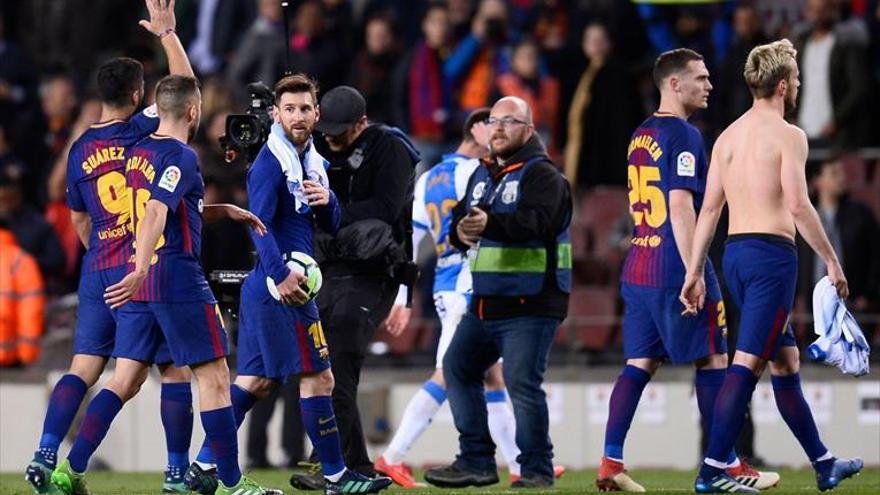 Nuevo ‘hat-trick’ de Leo Messi para un Barcelona de récord