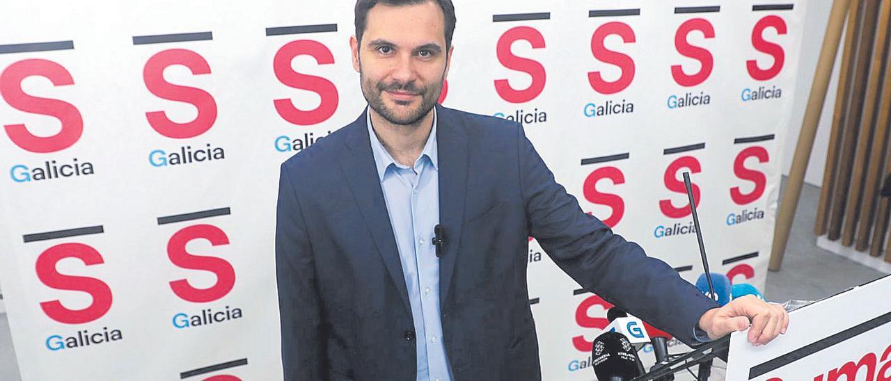 Paulo Carlos López, ayer en una rueda de prensa en Santiago.