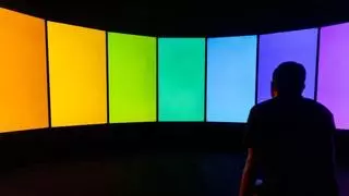 El MACA desentraña los misterios del color en su nueva exposición en Alicante
