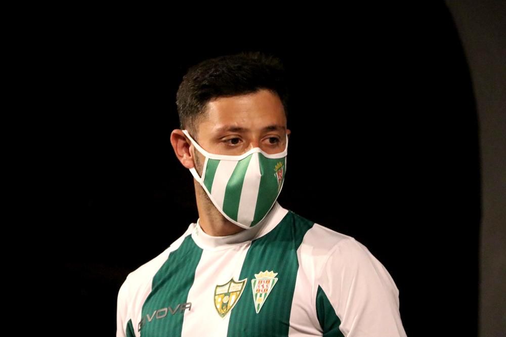 Presentación de las equipaciones del Córdoba CF de la temporada 20-21