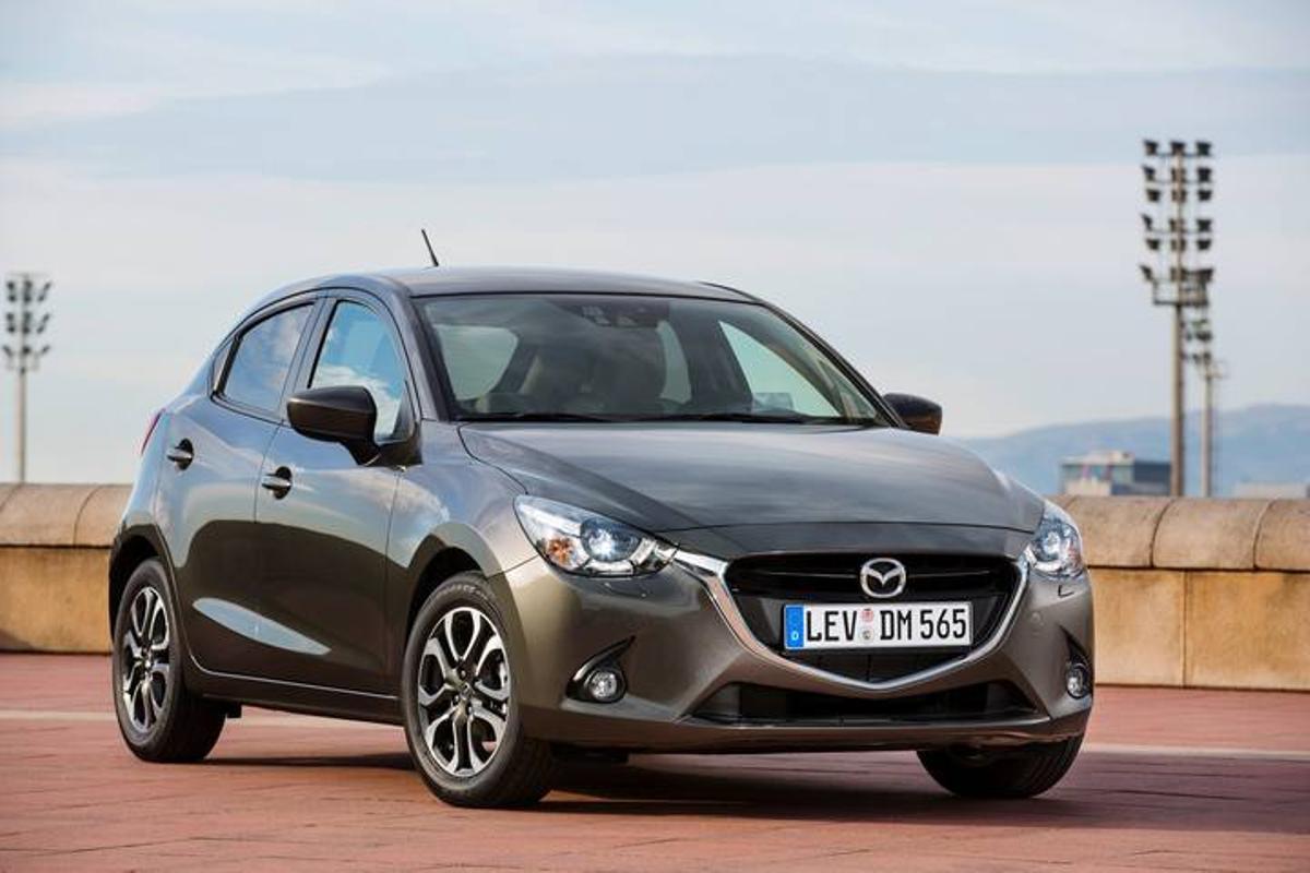 ctv-scw-mazda2 2015 still 17 screen