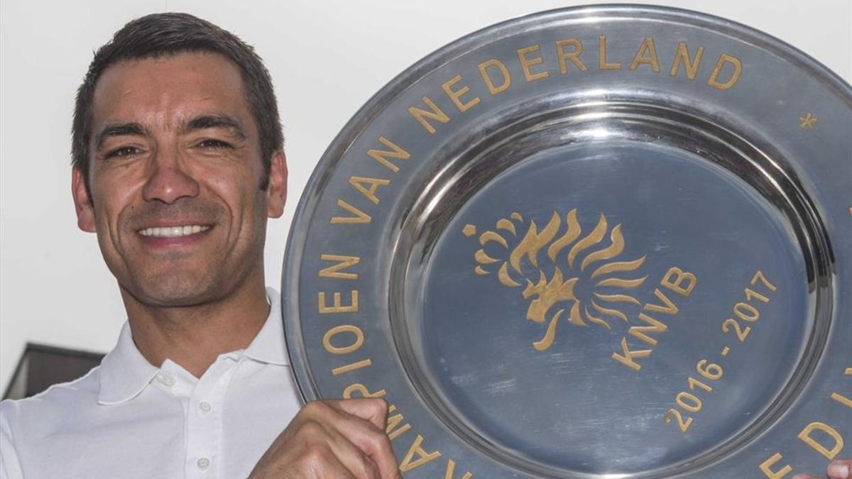 Van Bronckhorst se proclamó campeón de Liga con el Feyenoord