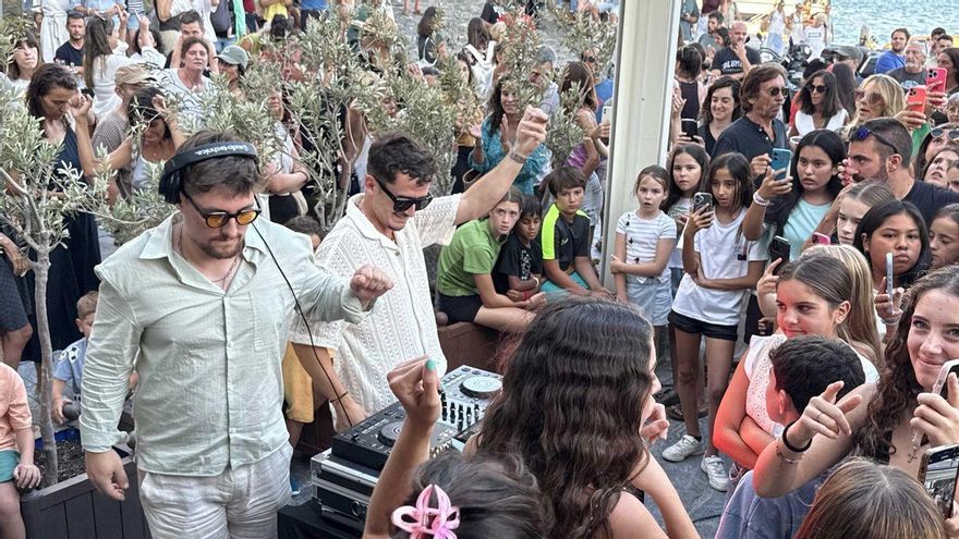 The Tyets inicien la nova gira &quot;Coffee Parties&quot; amb una sessió-concert a Cadaqués
