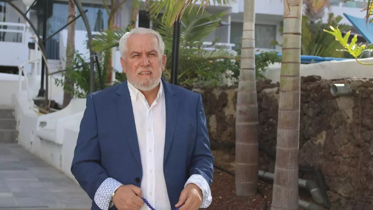 El subdelegado del Gobierno de Tenerife se reunió también con el capo Mohamed Derbah