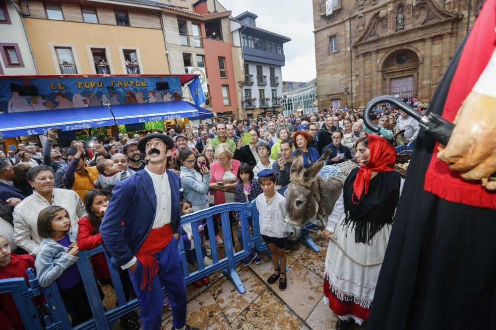 Pregón y chupinazo de las fiestas de San Mateo de Oviedo