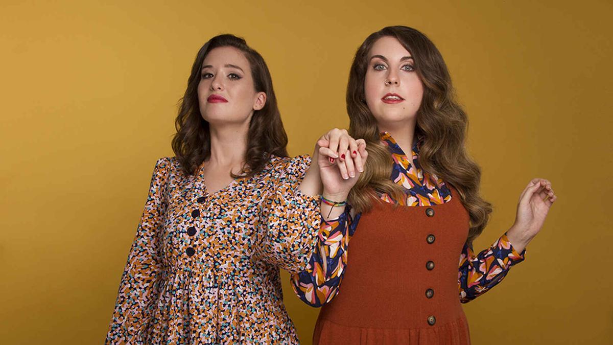 Victoria Martín y Carolina Iglesias de Estirando el chicle.