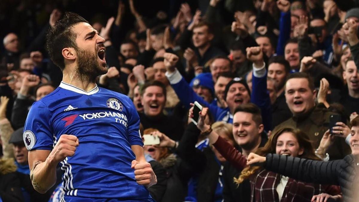 Cesc celebró ante el Swansea su partido 300 en la Premier